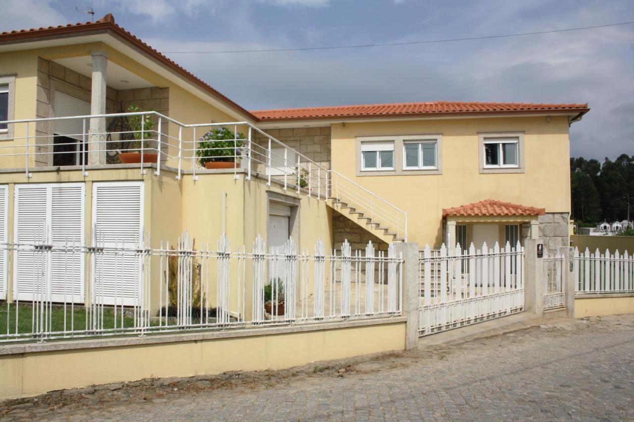 Villa Mr Alheira House Barcelos Exterior foto