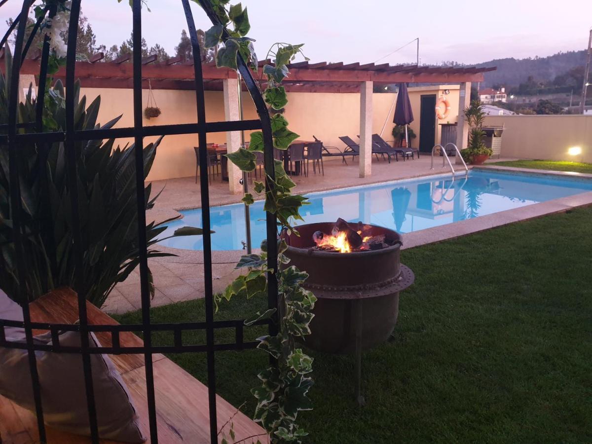 Villa Mr Alheira House Barcelos Exterior foto